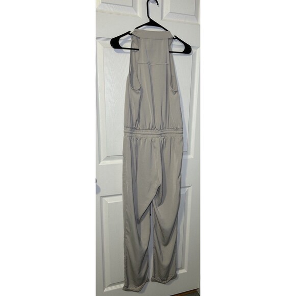 Dress Forum Women’s Sleeveless Utility Jumpsuit Light Khaki Size Small NWOT - Picture 6 of 8